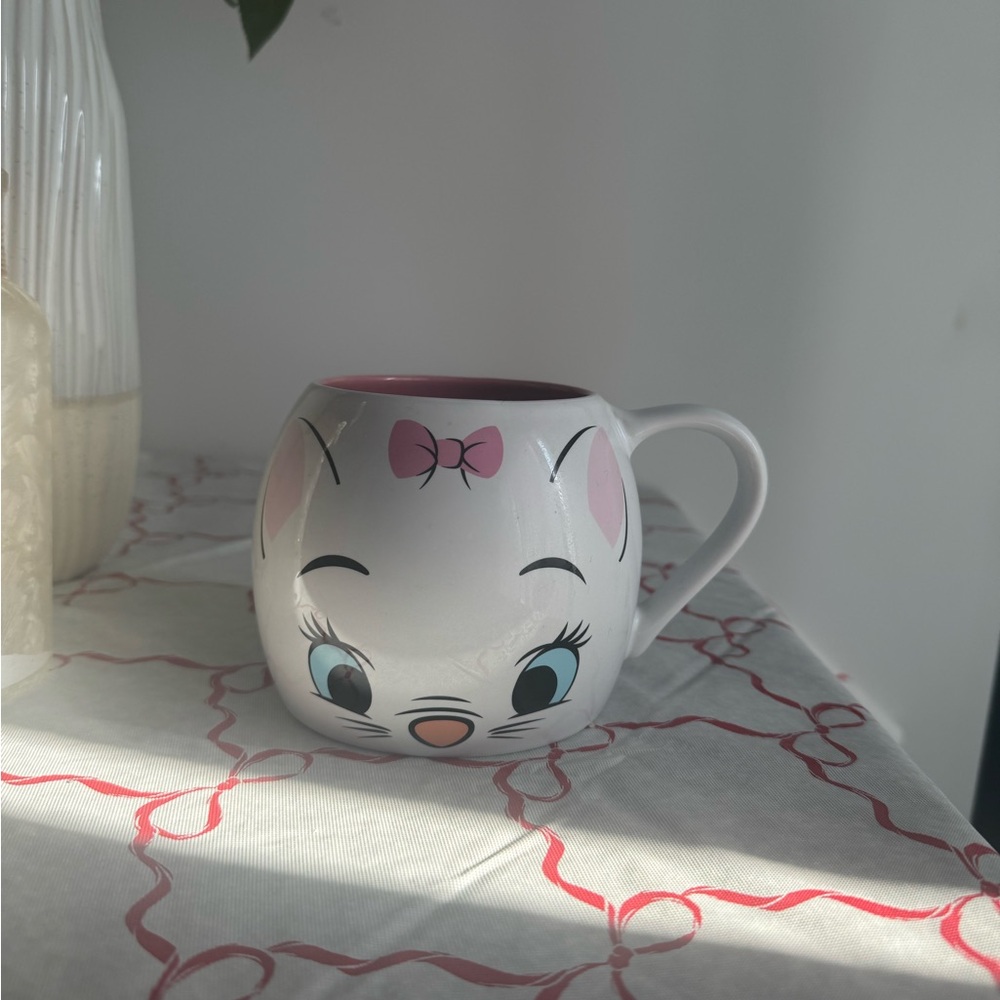 Large Disney Aristocat Cute Cat Face Mug with Pink Bow